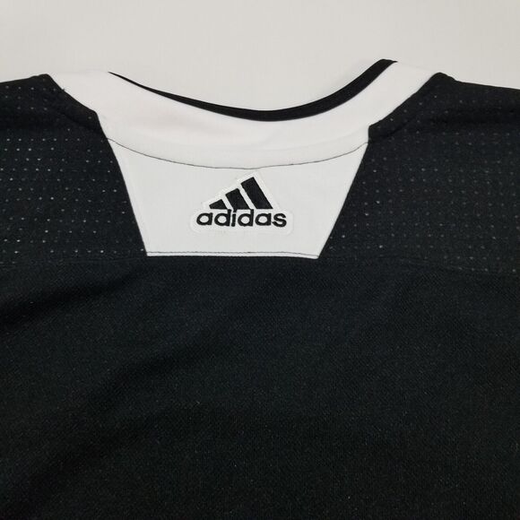Chicago Blackhawks NHL Adidas Black Men's Authentic Jersey Size 52 - Picture 4 of 14